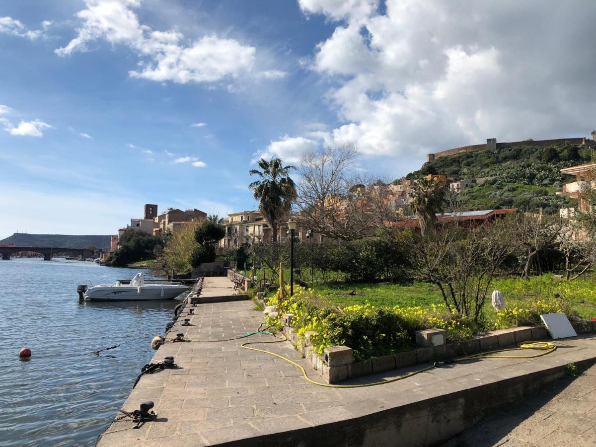 Sardinian Gallery Temo บอซา ภายนอก รูปภาพ